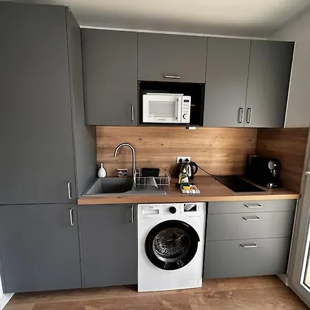 Apartment Superbe Climatise Avec Terrasse Proche